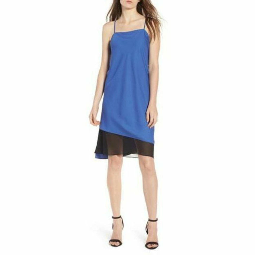 Trouve Women's Blue and Black Colorblock Asymmetric Shift Dress size Small EUC